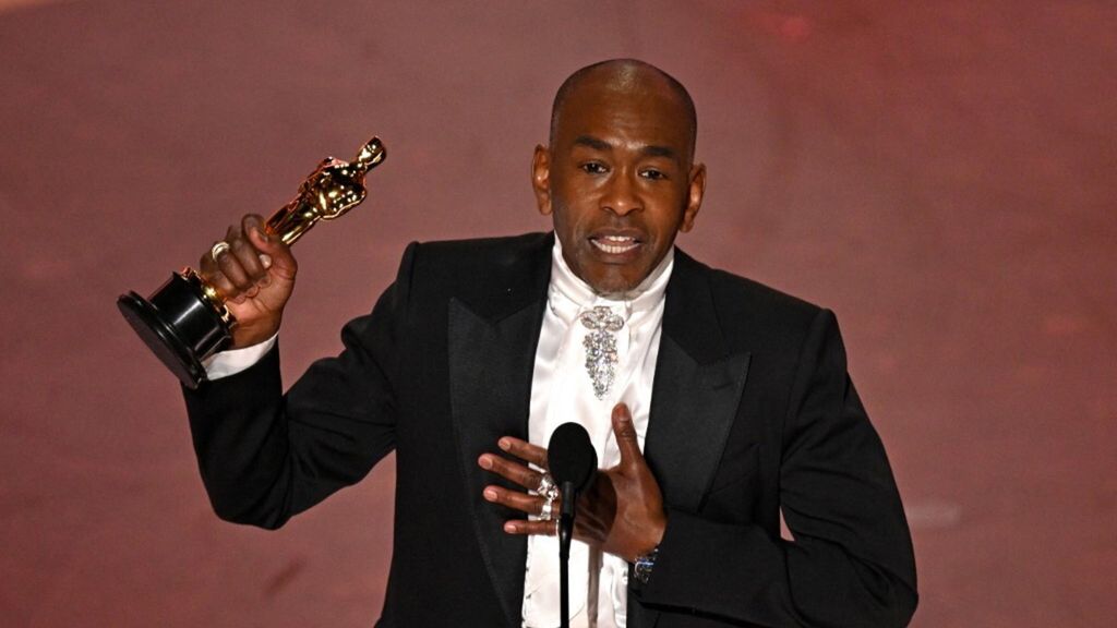 Cinque statuette per Anora. Il trionfo di Sean Beker nella notte degli Oscar