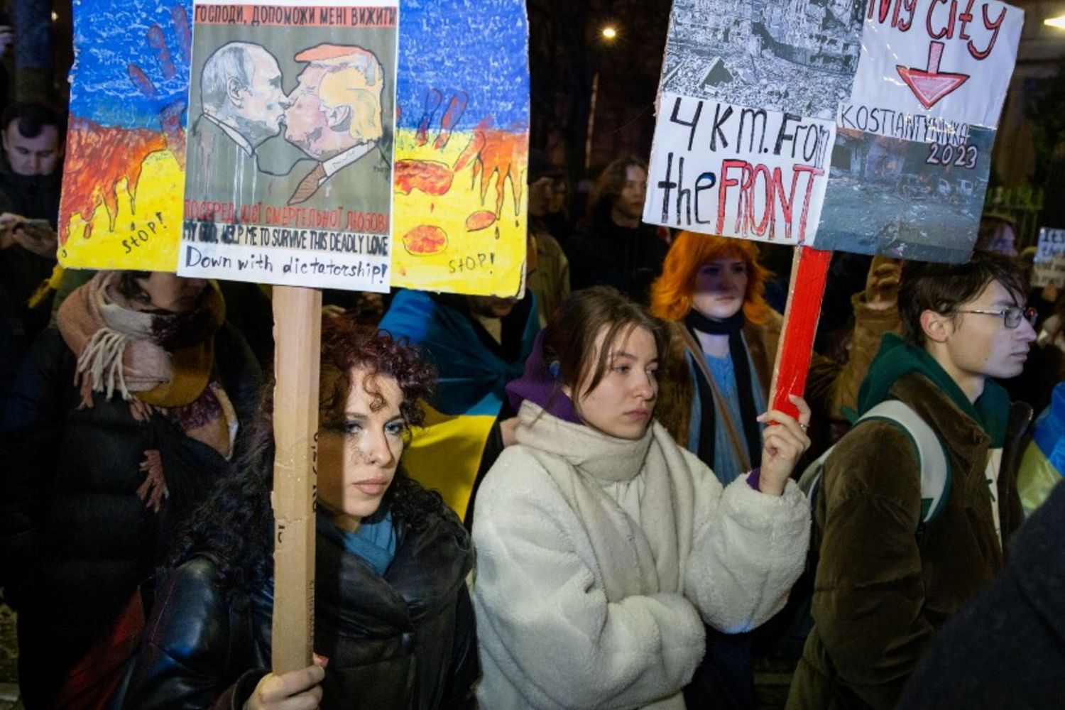 Trump 'stuzzica' Zelensky: "Sia più grato agli Usa". La replica, "lavoriamo per la pace". Meloni, "è obiettivo di tutti"