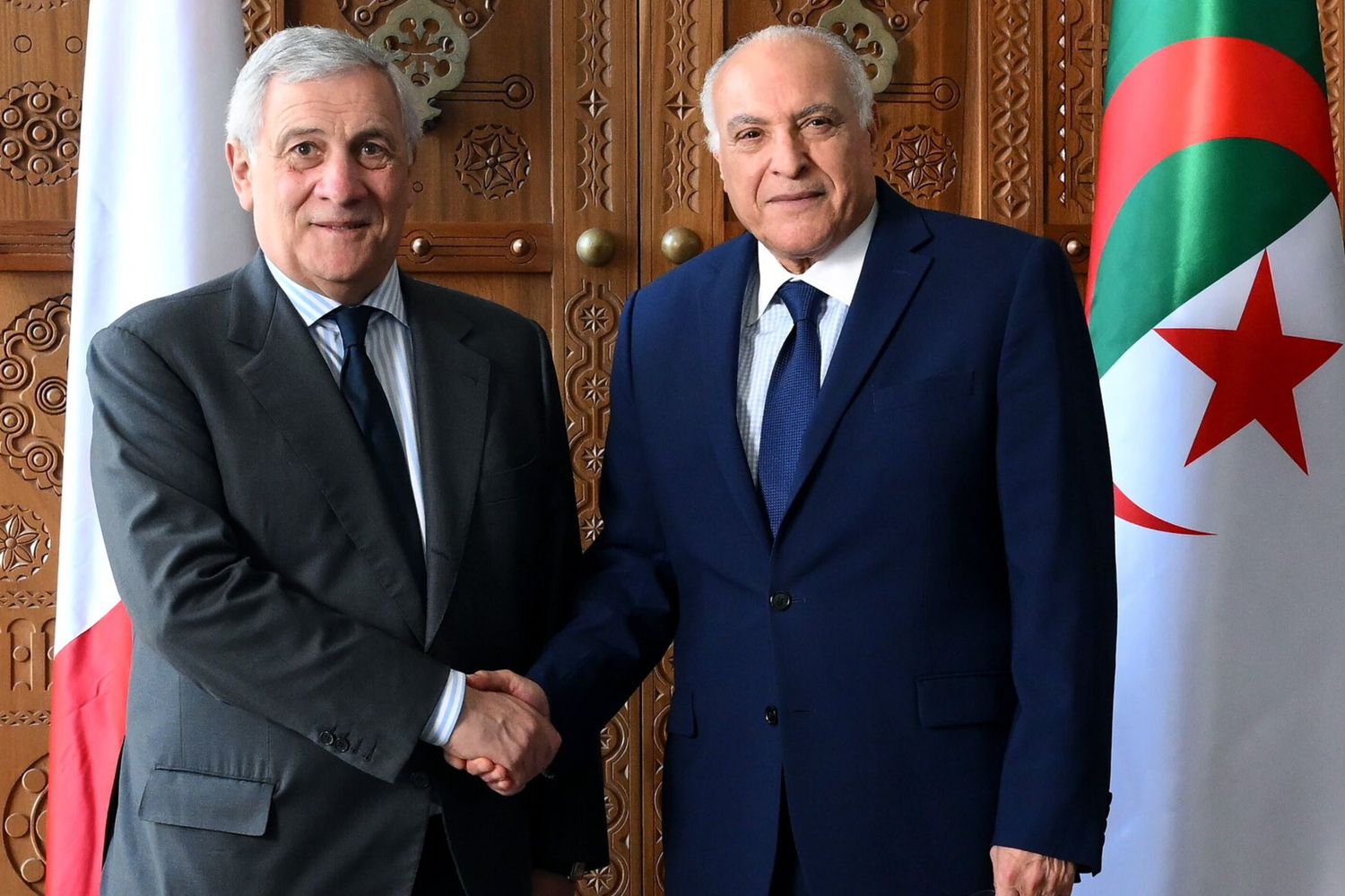 Il ministro Tajani ribadisce l'importanza della cooperazione con l'Algeria