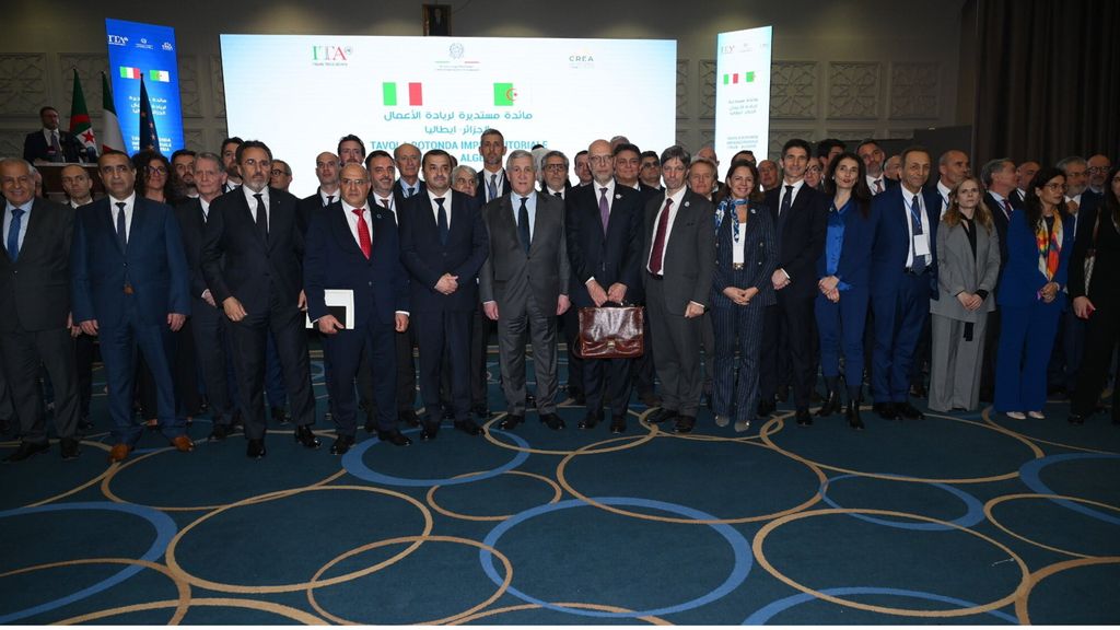 Il ministro Tajani ribadisce l'importanza della cooperazione con l'Algeria