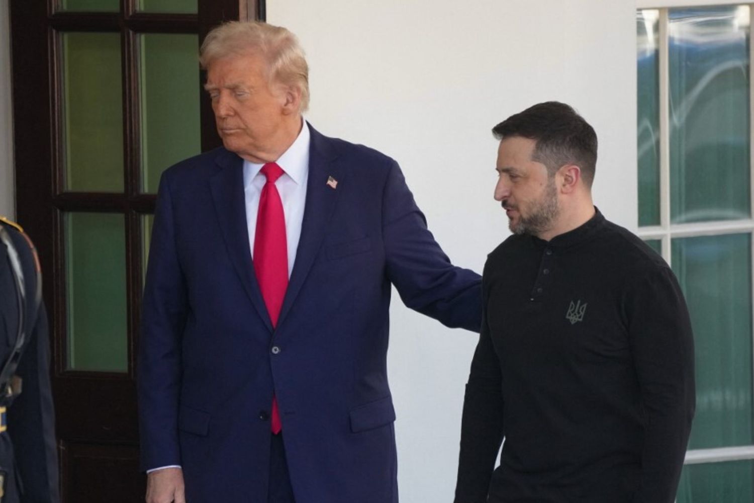 Zelensky: "Pronti a lavorare con Trump per la pace. Sì alla tregua se la Russia farà lo stesso"