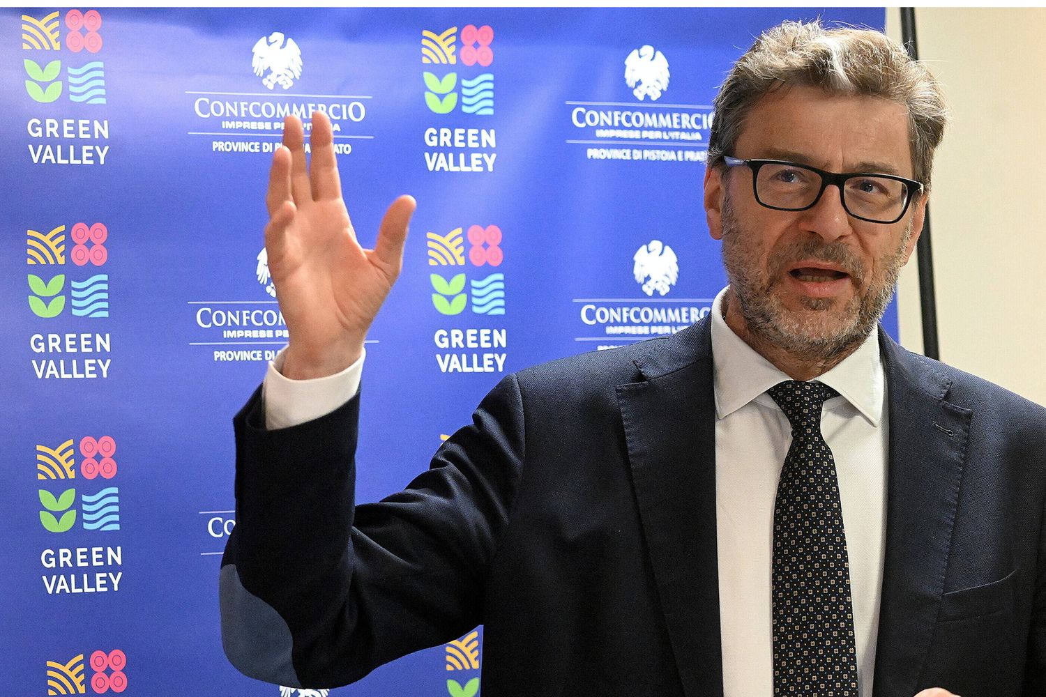 Piano di riarmo europeo, Giorgetti frena: "E' stato fatto in fretta e furia e senza logica"