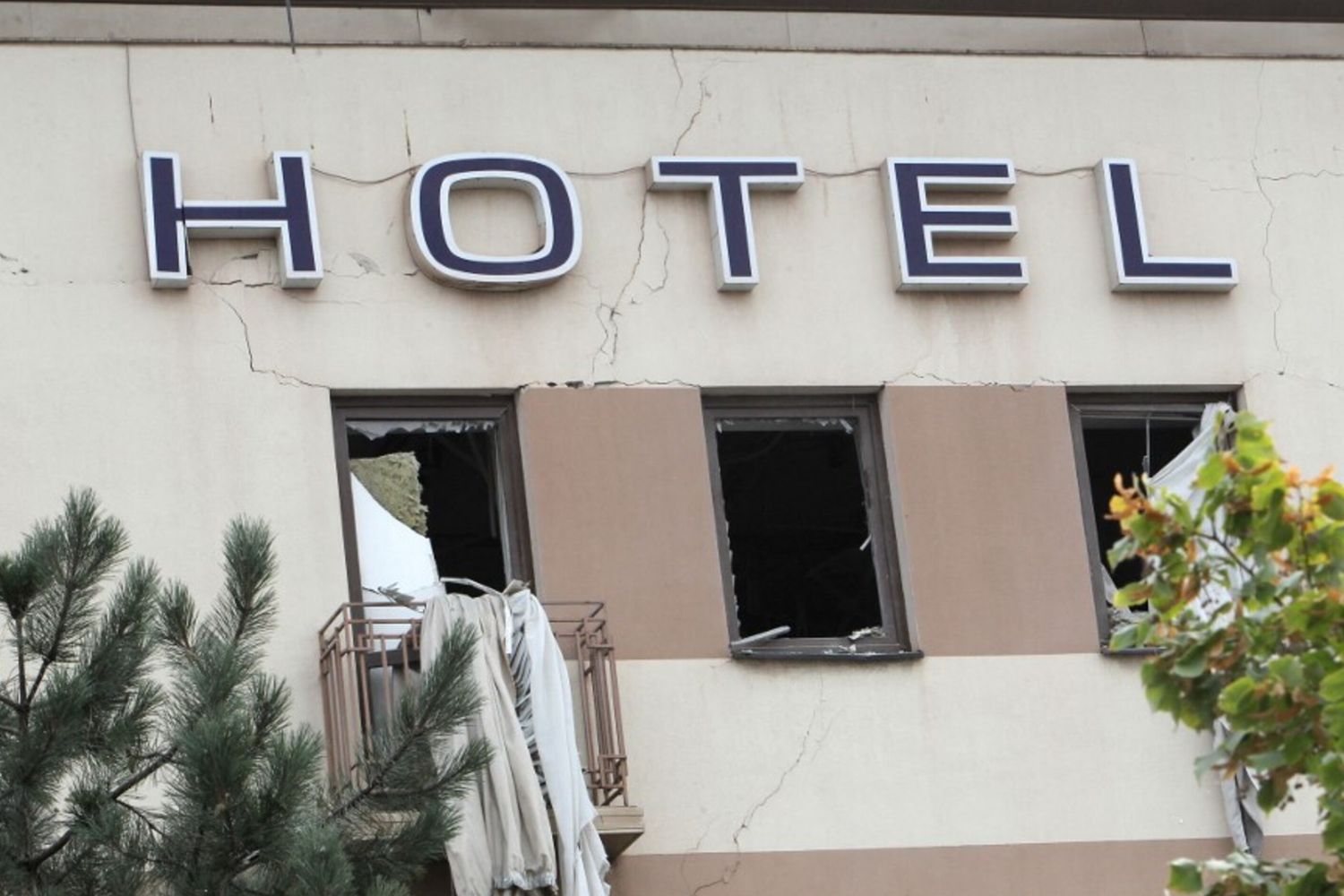 Raid russo su un hotel a Kryvyi Rih, morti e feriti