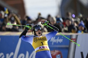 sci federica brignone domina gigante di aare goggia fuori