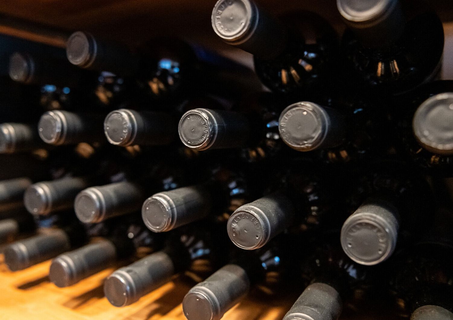 Rischio cancro con il vino rosso o con il vino bianco? Ecco cosa rispondono gli esperti