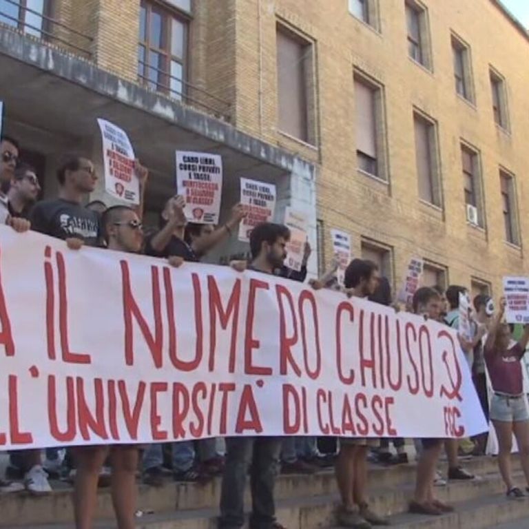 &nbsp;Protesta degli studenti alla Facolt&agrave; di Medicina