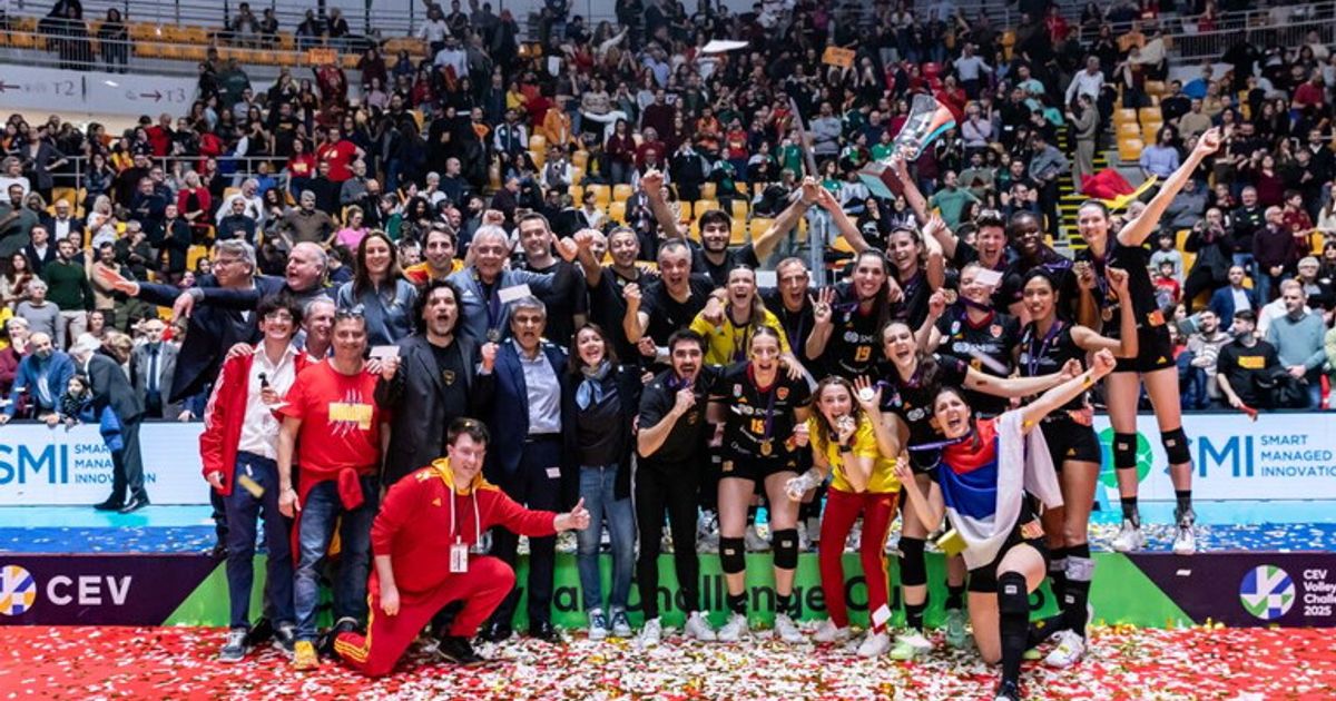 Il caso unico della Smi Roma Volley: retrocessa in A2 ma in vetta all