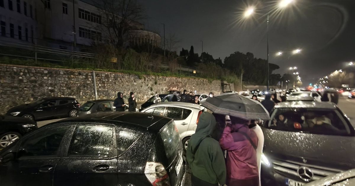 La terra trema ancora nei Campi Flegrei. Terremoto anche a Foggia