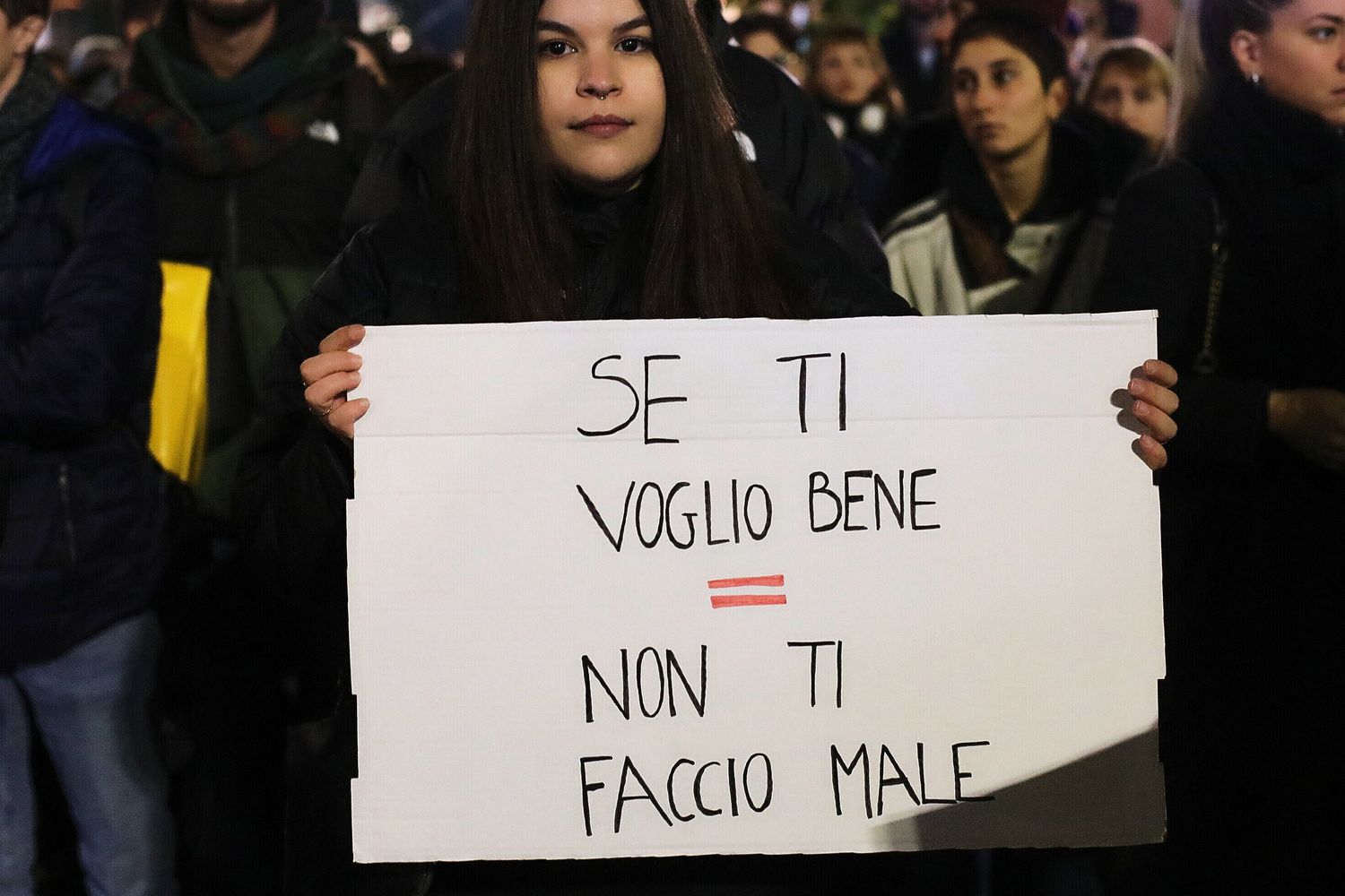&nbsp;corteo contro la violenza sulle donne