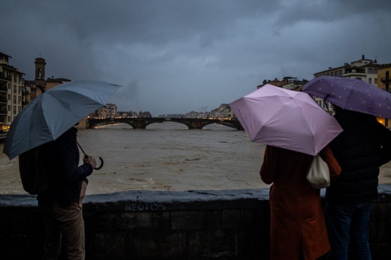 Maltempo in Toscana, transitata la piena. Arno a 3,87 metri