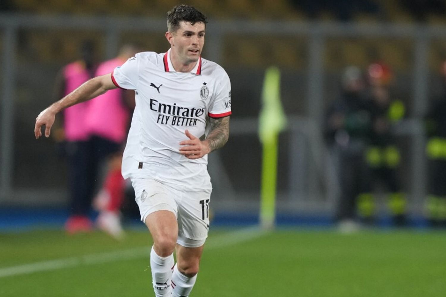 Milan, che sofferenza! Va sotto, rischia il tracollo e poi piega 2-1 il Como in rimonta