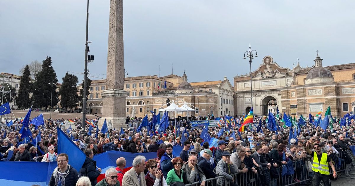 "Non perdiamoci di vista", il Popolo Blu dei 