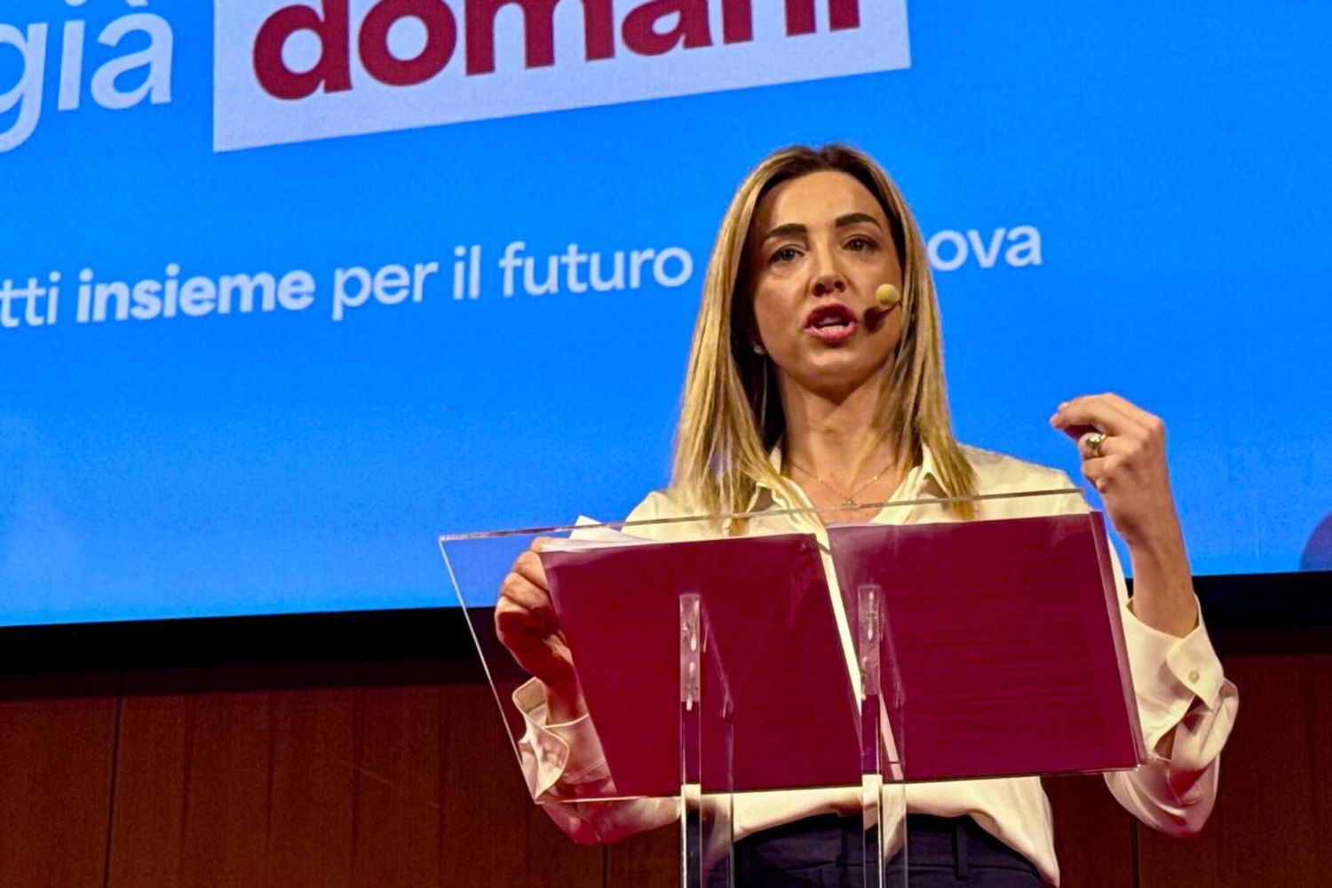 Silvia Salis si presenta: "Genova ha voglia di cambiare"