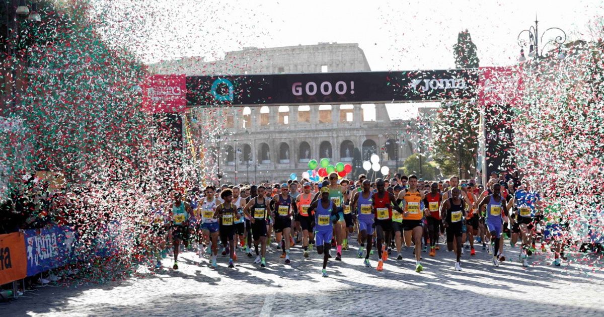 Maratona di Roma da record, 28mila in gara. Vince il Kenia