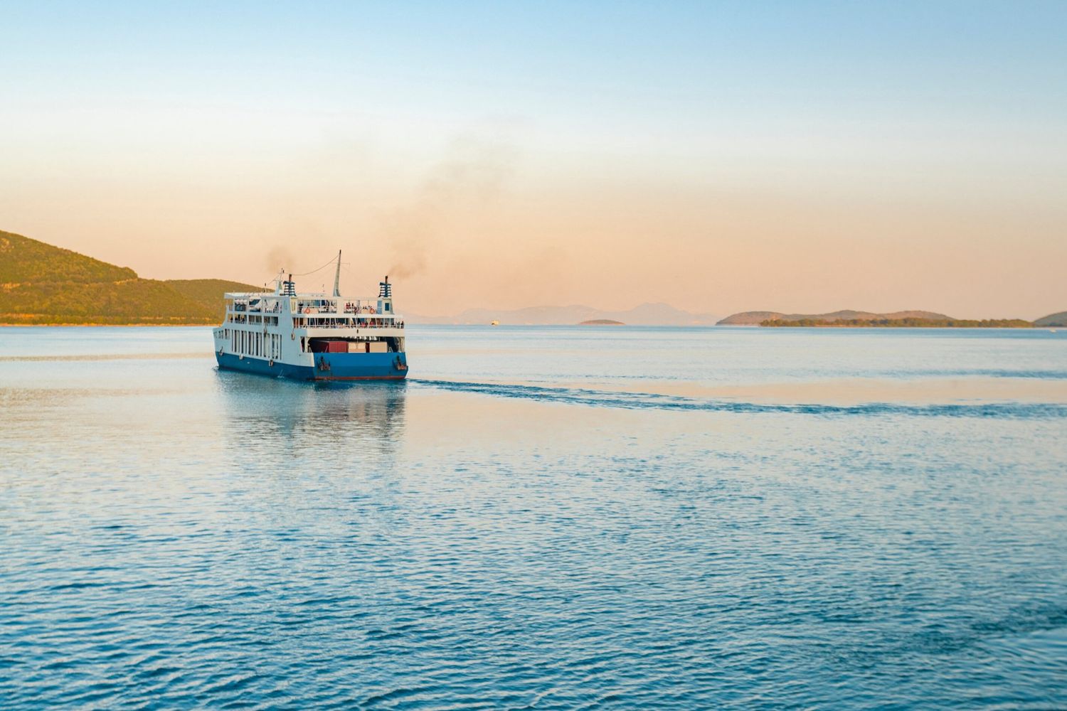 Un traghetto lascia il porto di&nbsp;Igoumenitsa