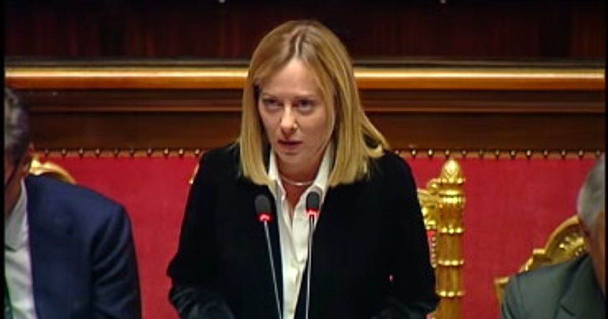 Meloni al Senato: "Quadro internazionale complesso. I dazi non giovano a nessuno"