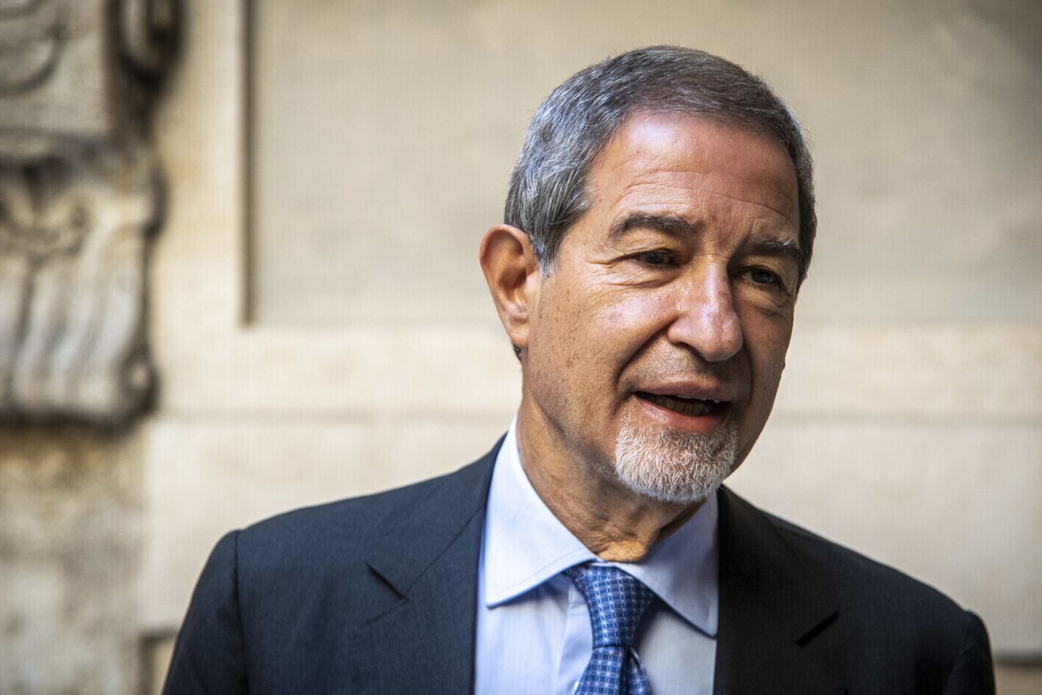 Campi Flegrei, 388 persone hanno già lasciato le proprie abitazioni