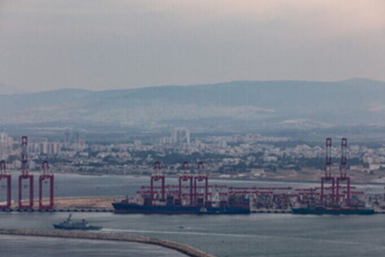 Traffici tra Mar Rosso e Mar Mediterraneo