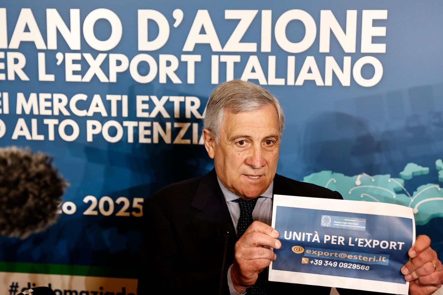 Il piano dell'Italia per combattere i dazi: "Cerchiamo nuovi mercati"