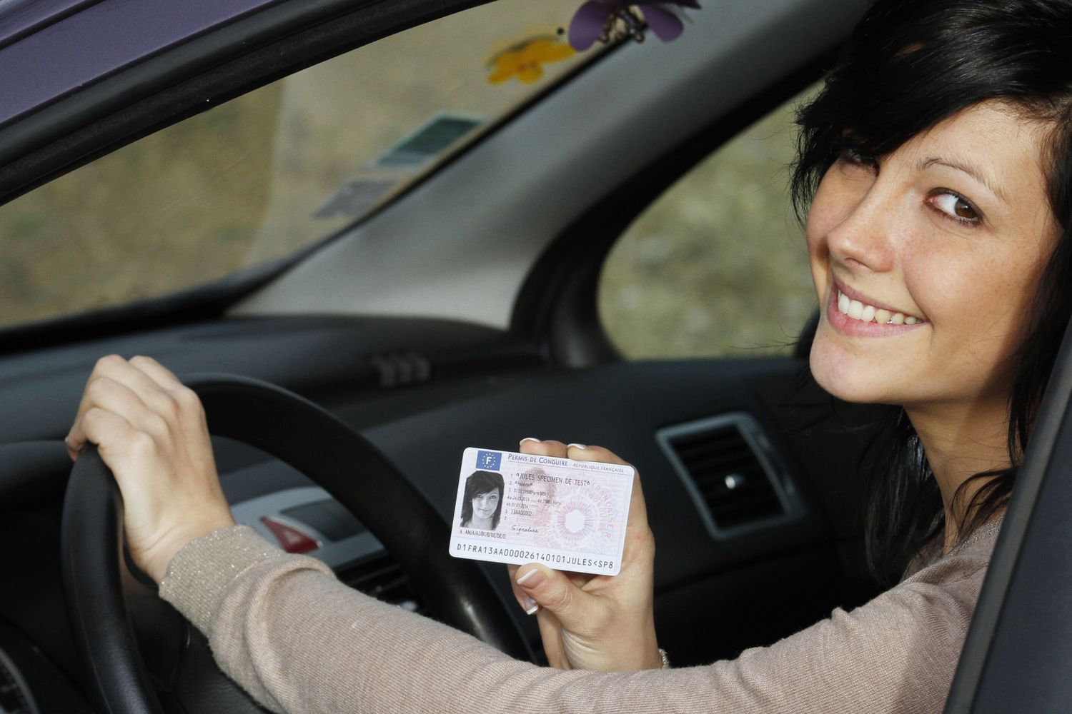 Patente di guida a 17 anni