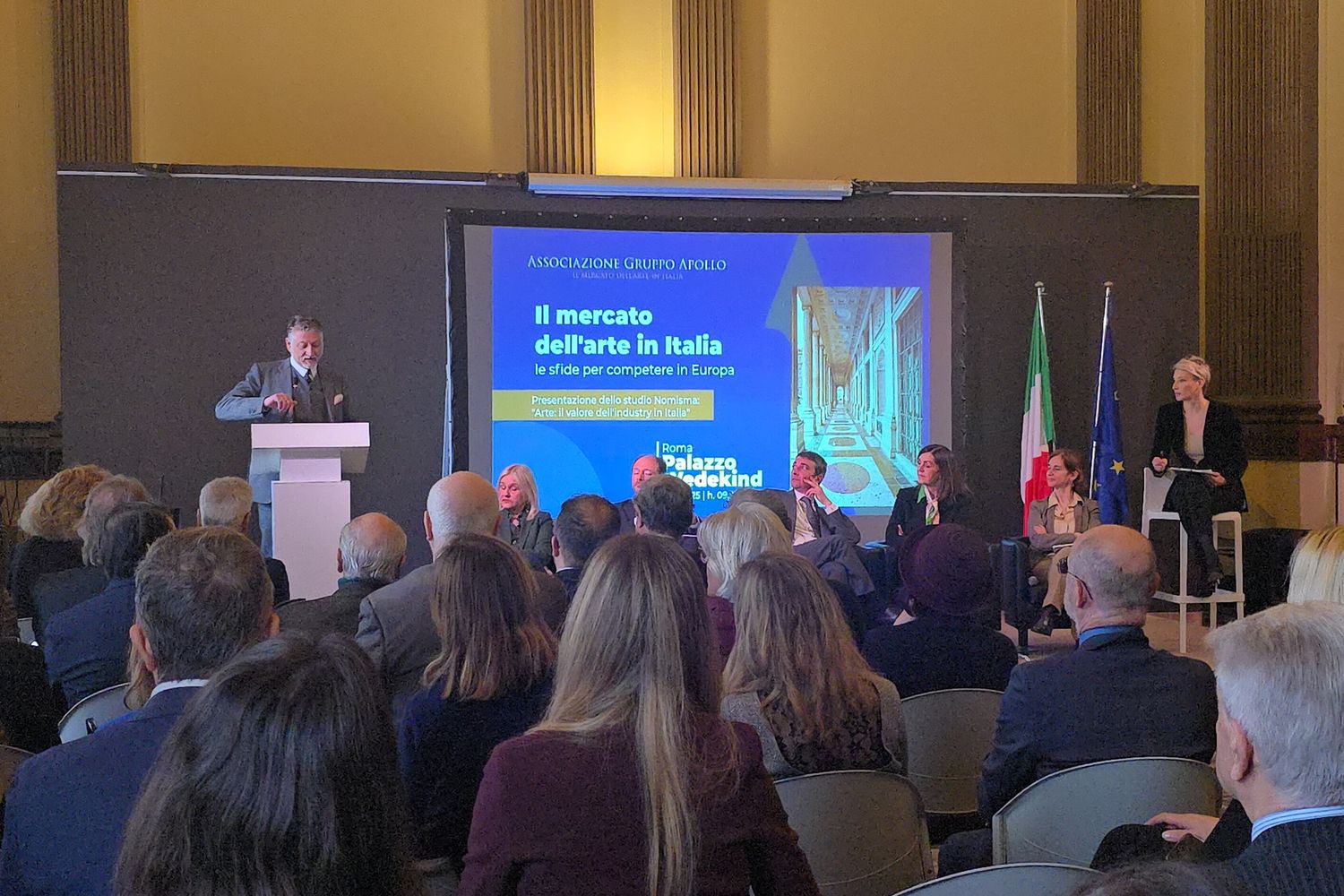 Il mercato dell'arte italiana in fase di contrazione ma Giuli promette il taglio dell'Iva