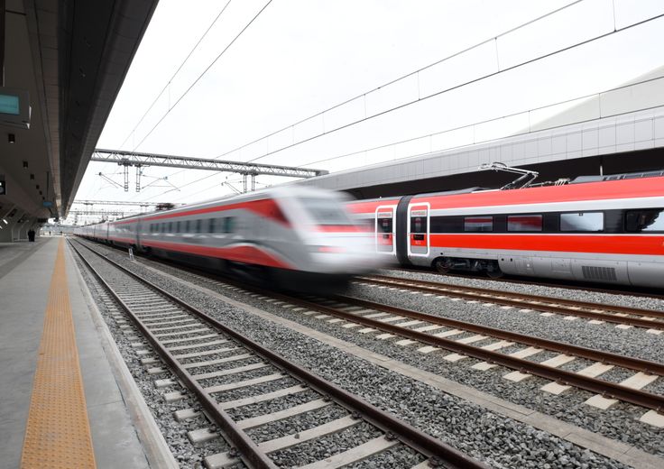 Frecce in transito, Stazione centrale di Napoli