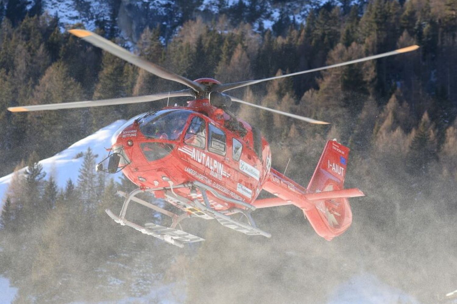 Elicottero soccorso alpino
