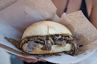Cibo di strada, pani ca' meusa (panino con la milza) - Palermo&nbsp;