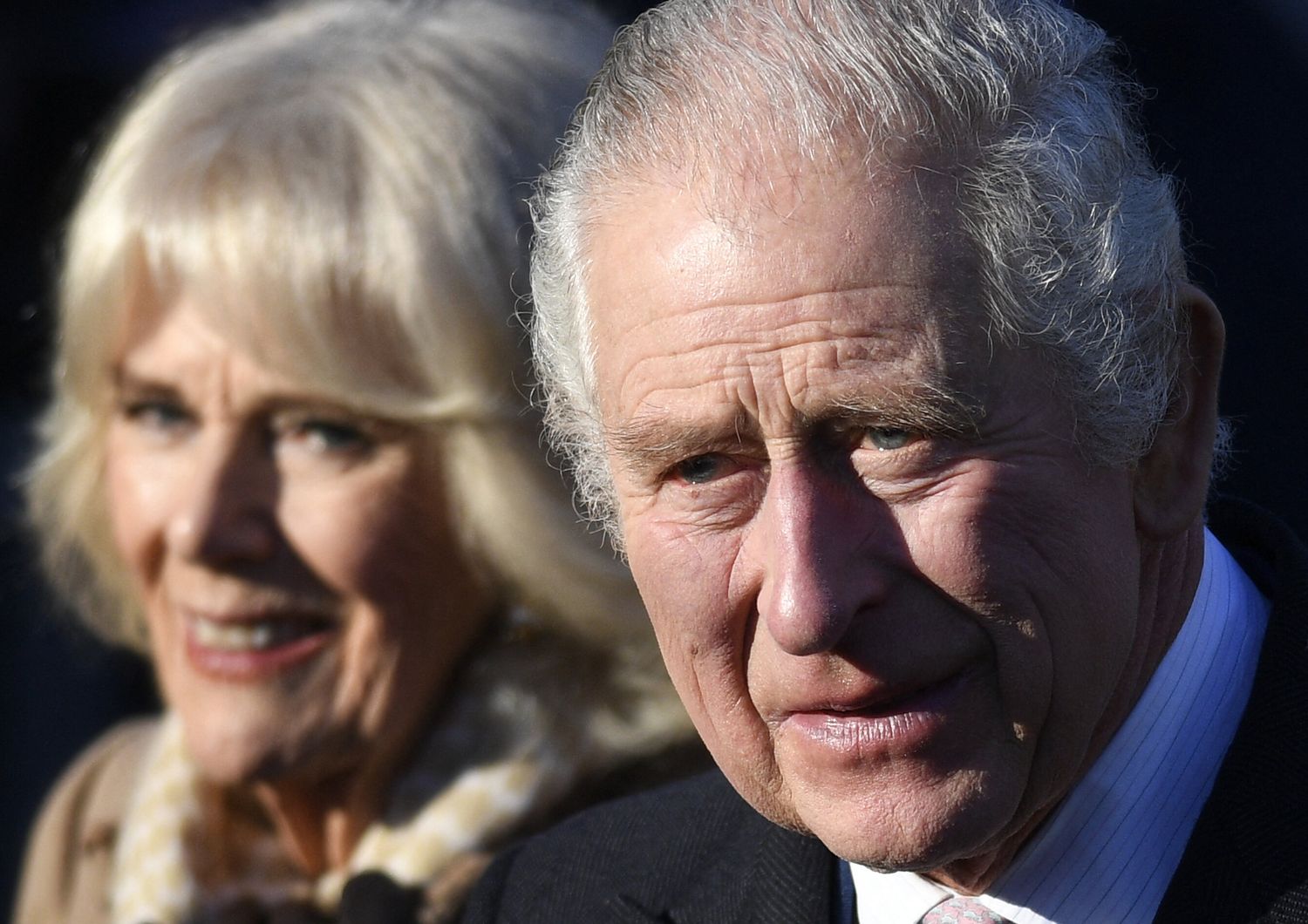 Re Carlo II con Camilla