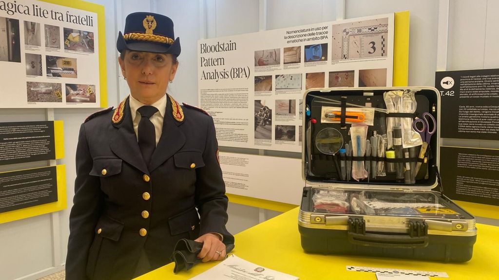 La mostra che racconta i 120 anni della Polizia scientifica