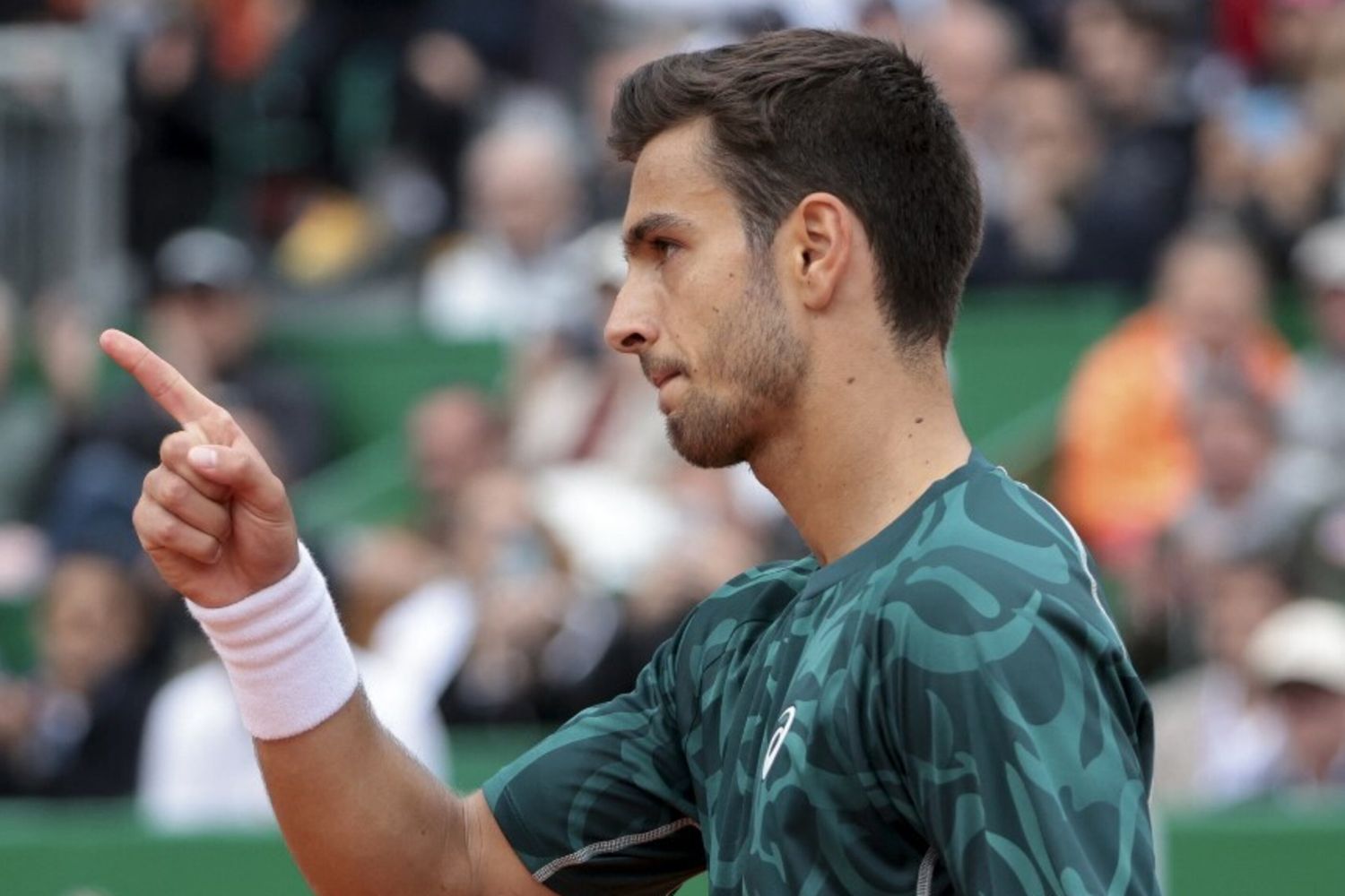 Derby italiano a Montecarlo: Musetti sfida Berrettini. Avanti Alcaraz, fuori Djokovic