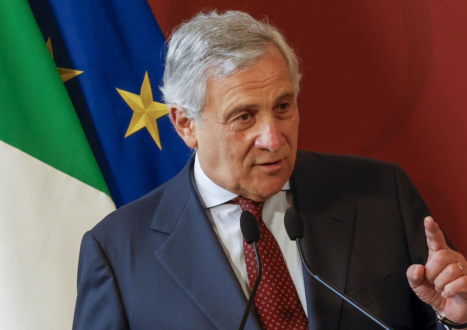 Tajani lancia la "Comunità globale dell'Italofonia"