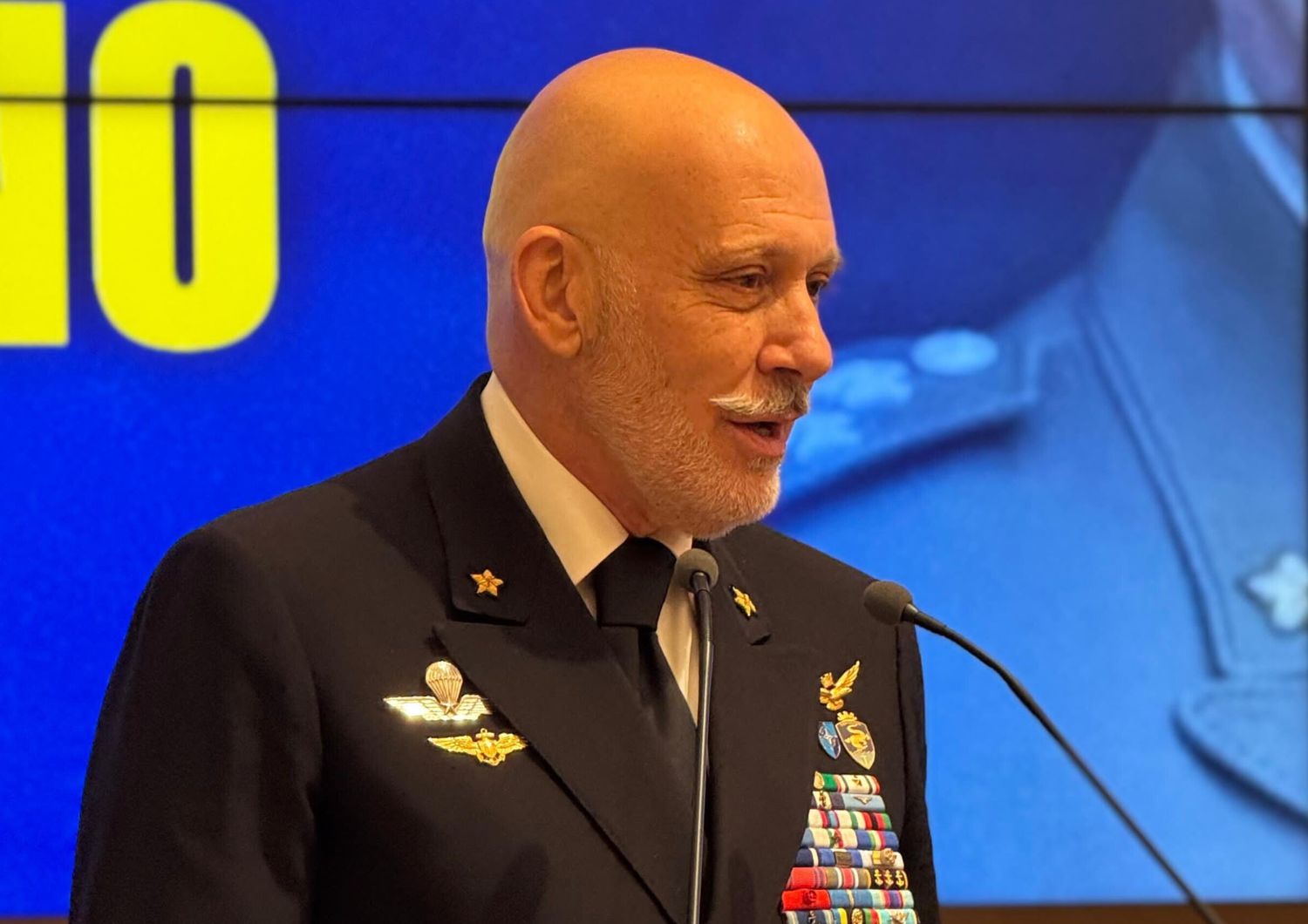 Cavo Dragone: "Dagli schiaffi Usa e dalla guerra in Ucraina impulso alla Difesa europea"