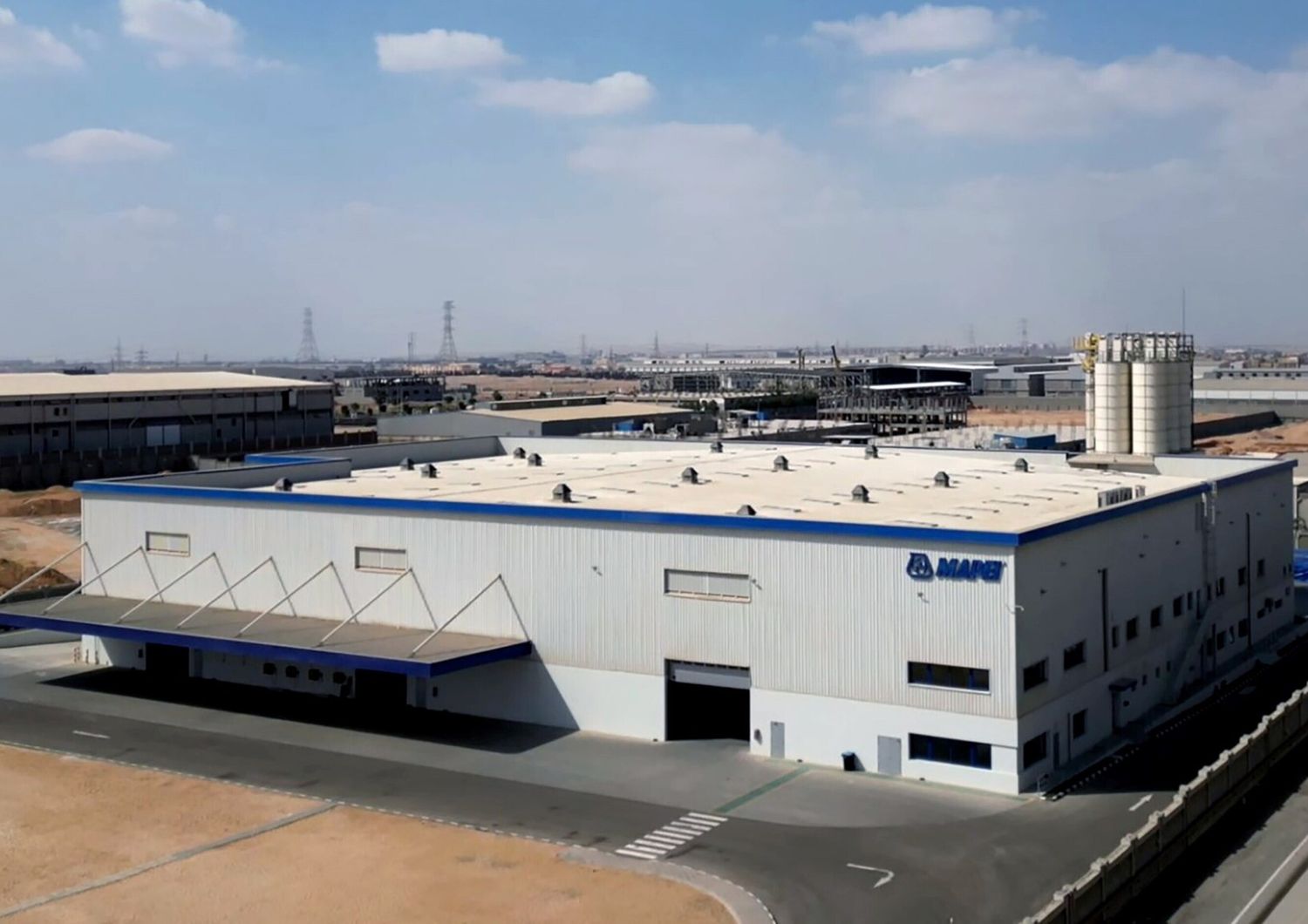 Le groupe italien Mapei inaugure une nouvelle usine au nord-ouest du Caire