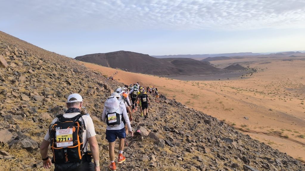 Più di 1000 atleti alla Marathon des Sables: vince il marocchino Rachid El Morabity, quarta una francese