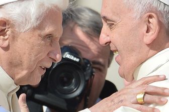 Ratzinger e Bergoglio