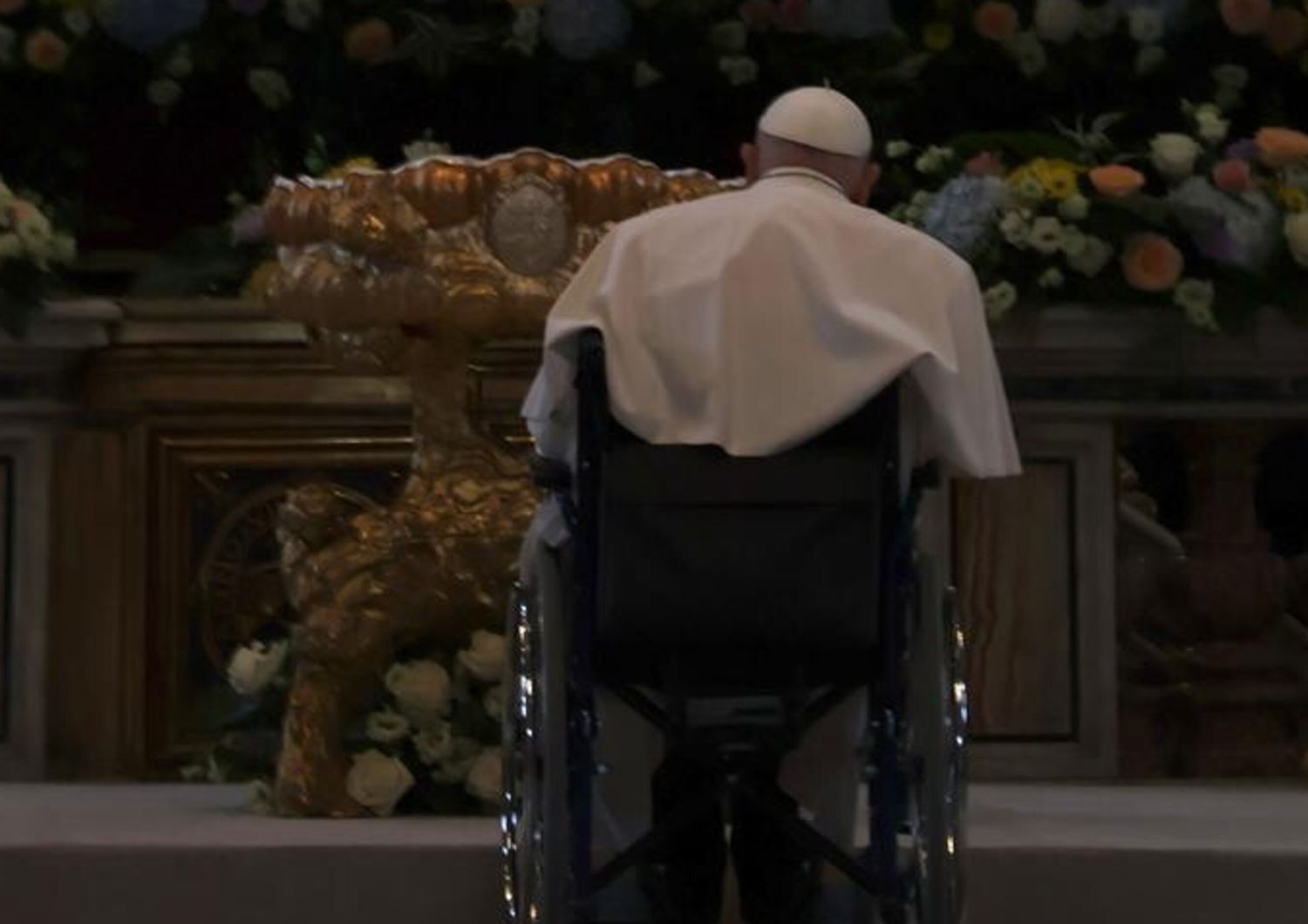 Papa Francesco: il lungo viaggio tra salute e fede