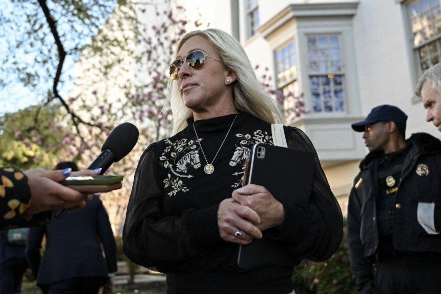 Deputata trumpiana esulta per la morte del Papa