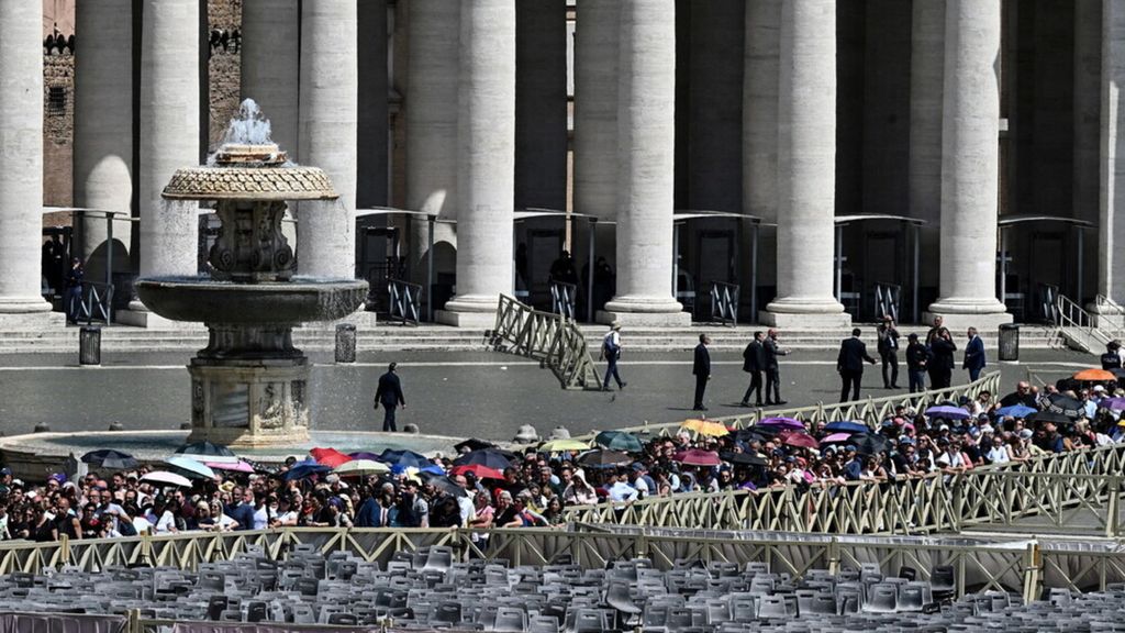 Papa, previste 200 mila persone ai funerali