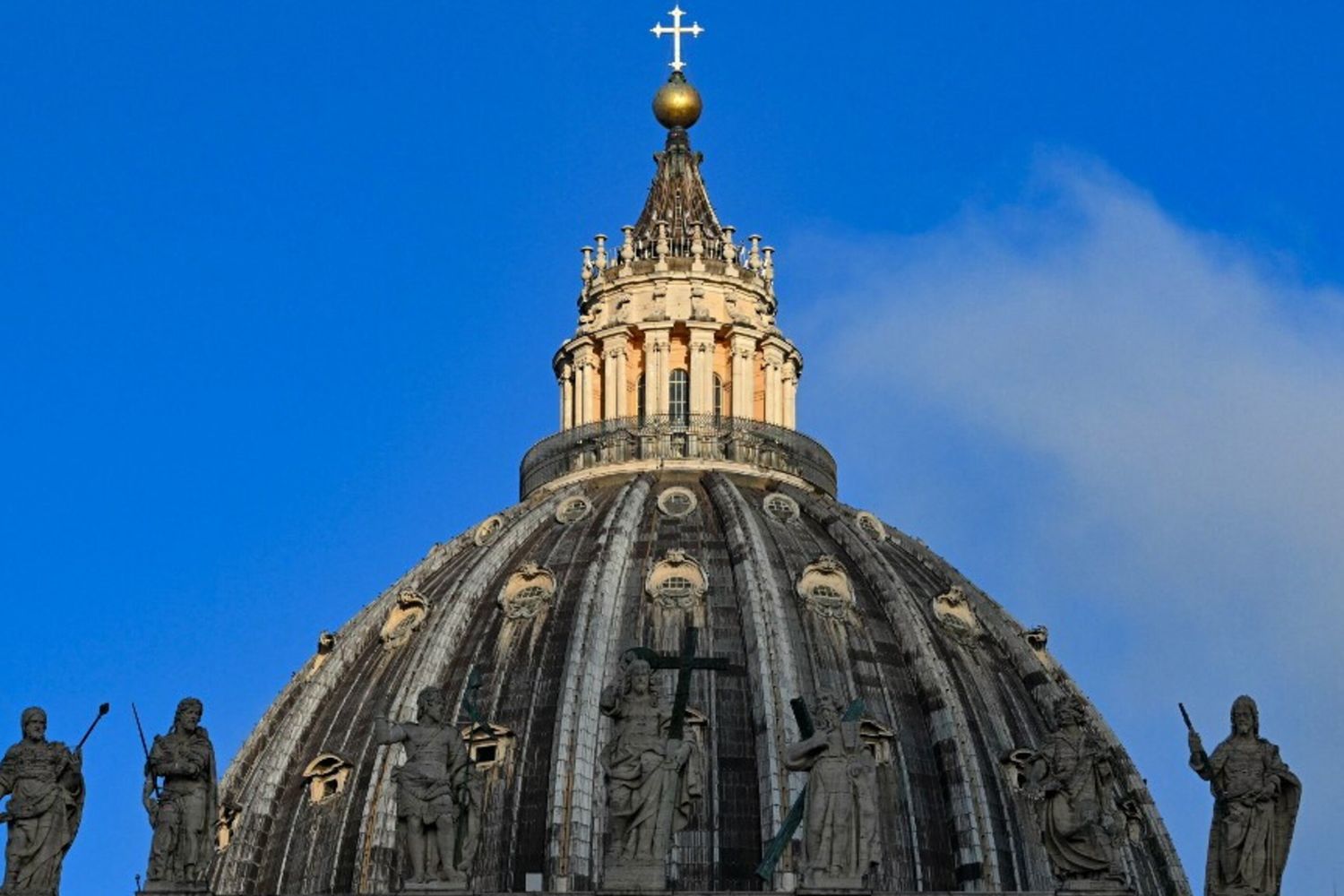 Messa esequiale in piazza Salus Populi Romani