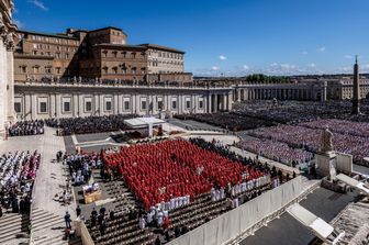 funerali papa francesco immagini