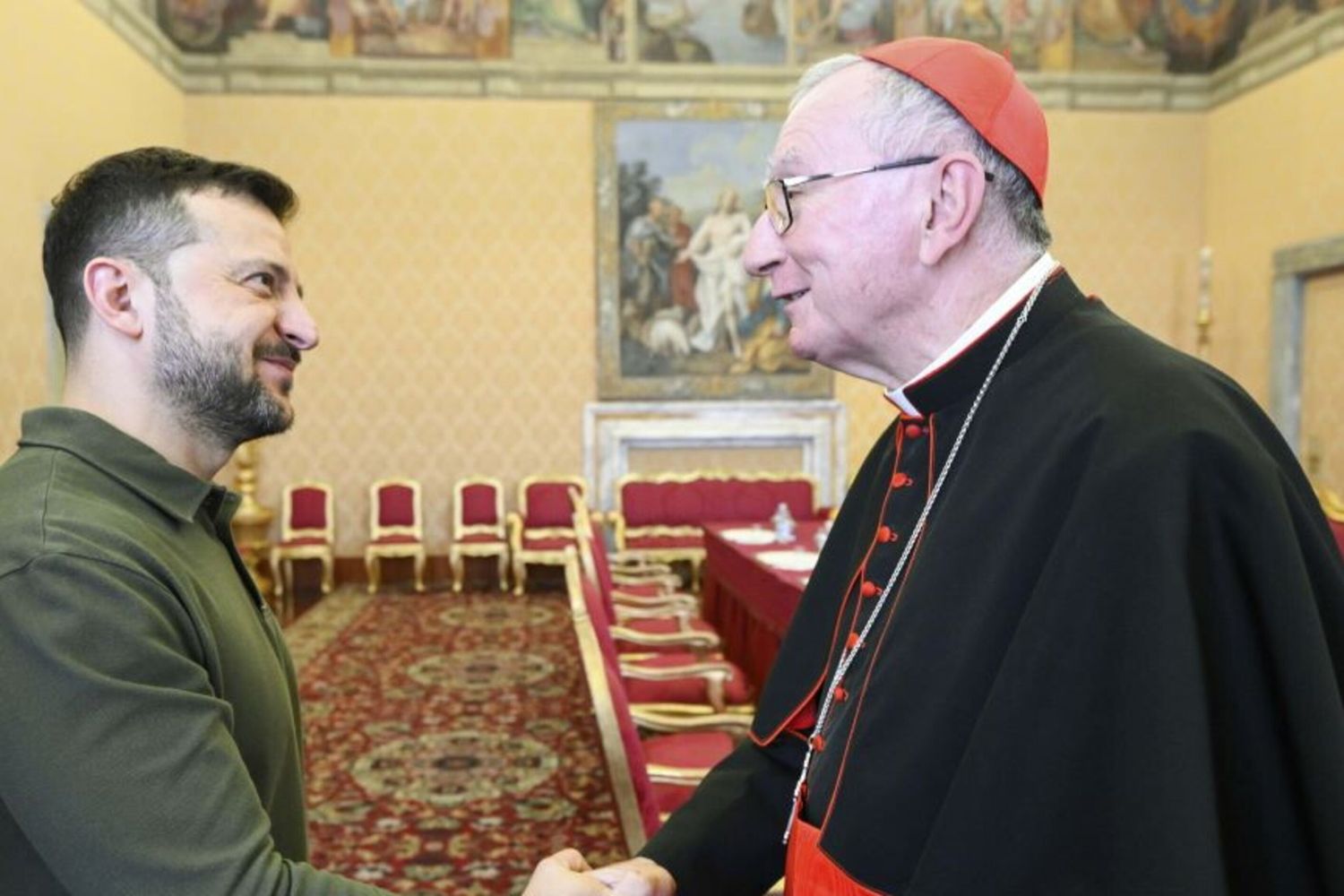Zelensky e il cardinale Pietro Parolin