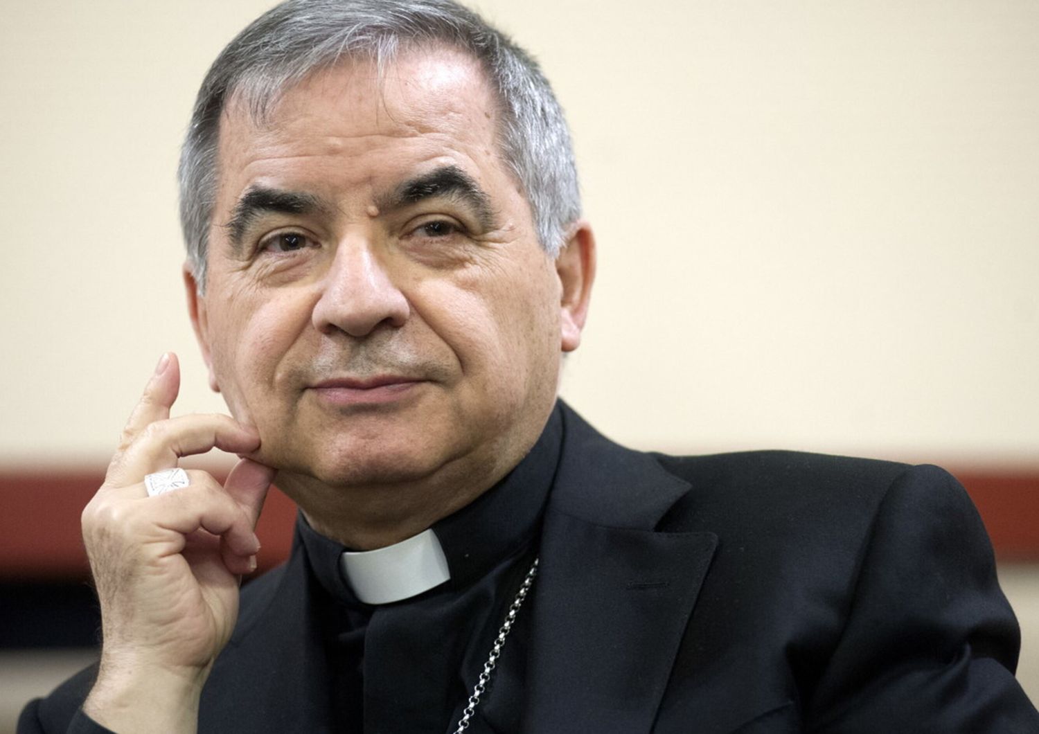 &nbsp;Mons. Angelo Becciu