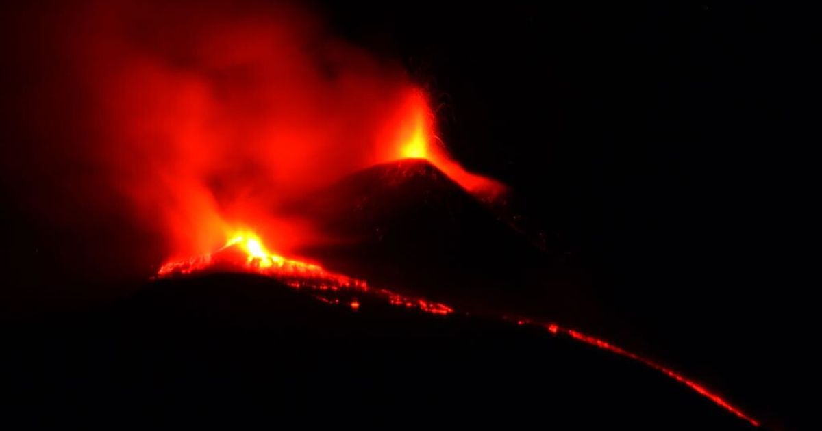 etna nuove eruzioni colate