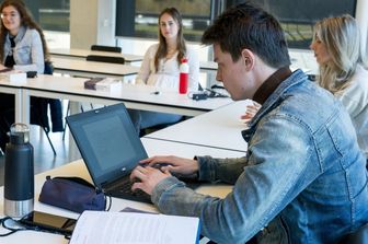 Studenti