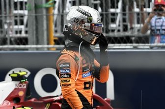 lando-norris-vince-sprint-race-gp-miami