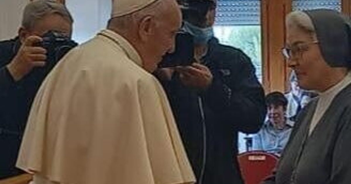 conclave l  appello della prima suora giornalista    concretezza sul ruolo delle donne 