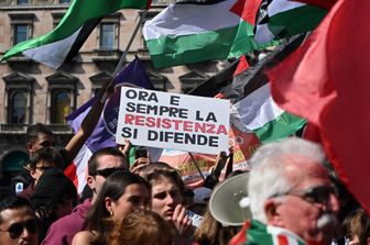 denunciati-mottola-bella-ciao-corteo-25-aprile