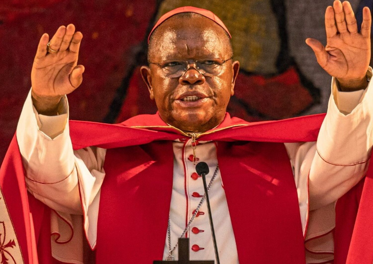 Fridolin Ambongo Besungu