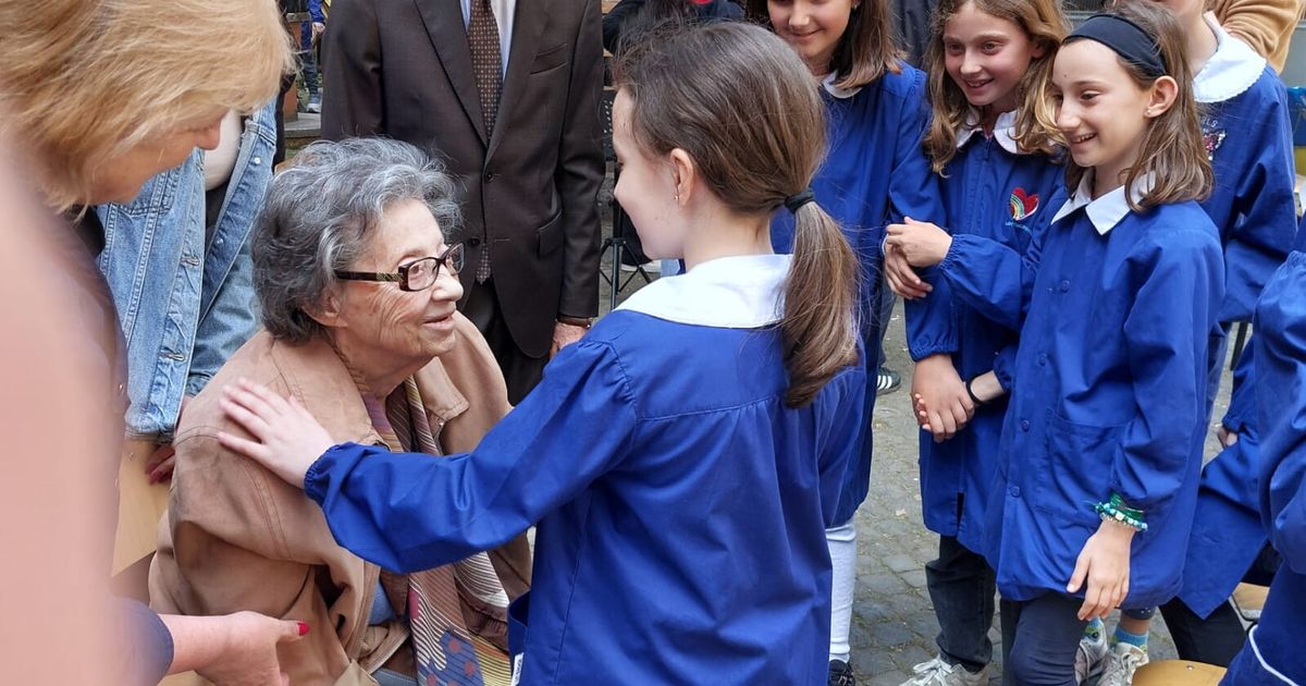  dopo 86 anni virginia torna nella scuola da cui fu espulsa per le leggi razziali 
